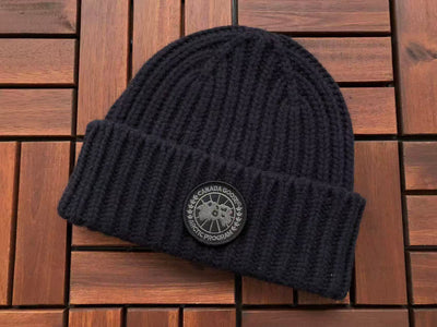 Canada Goose Arctic Disc Toque ribbed beanie