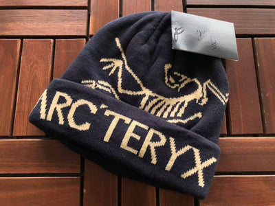 Arc'teryx Bird Word Toque - 24K Black